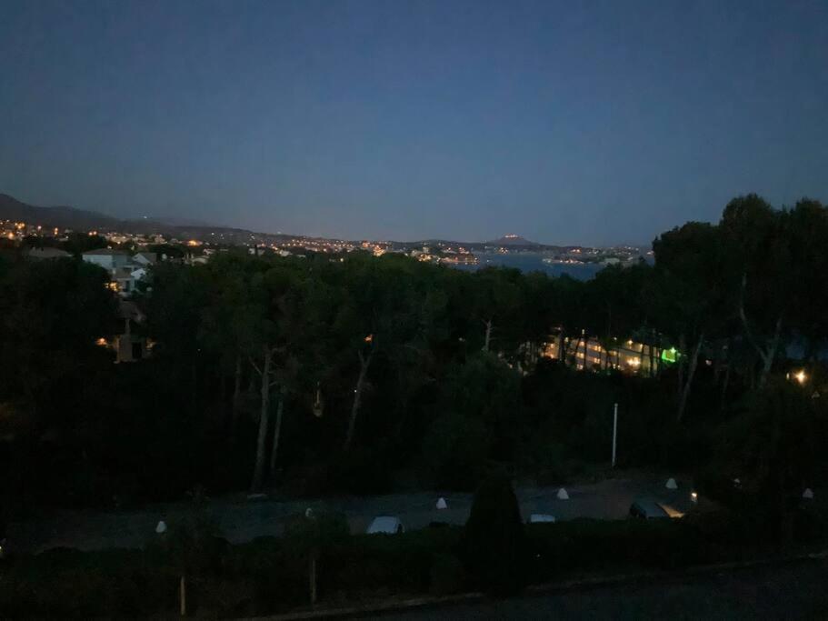 Athena Ohana, Les Pieds Dans L'Eau Bandol Kültér fotó